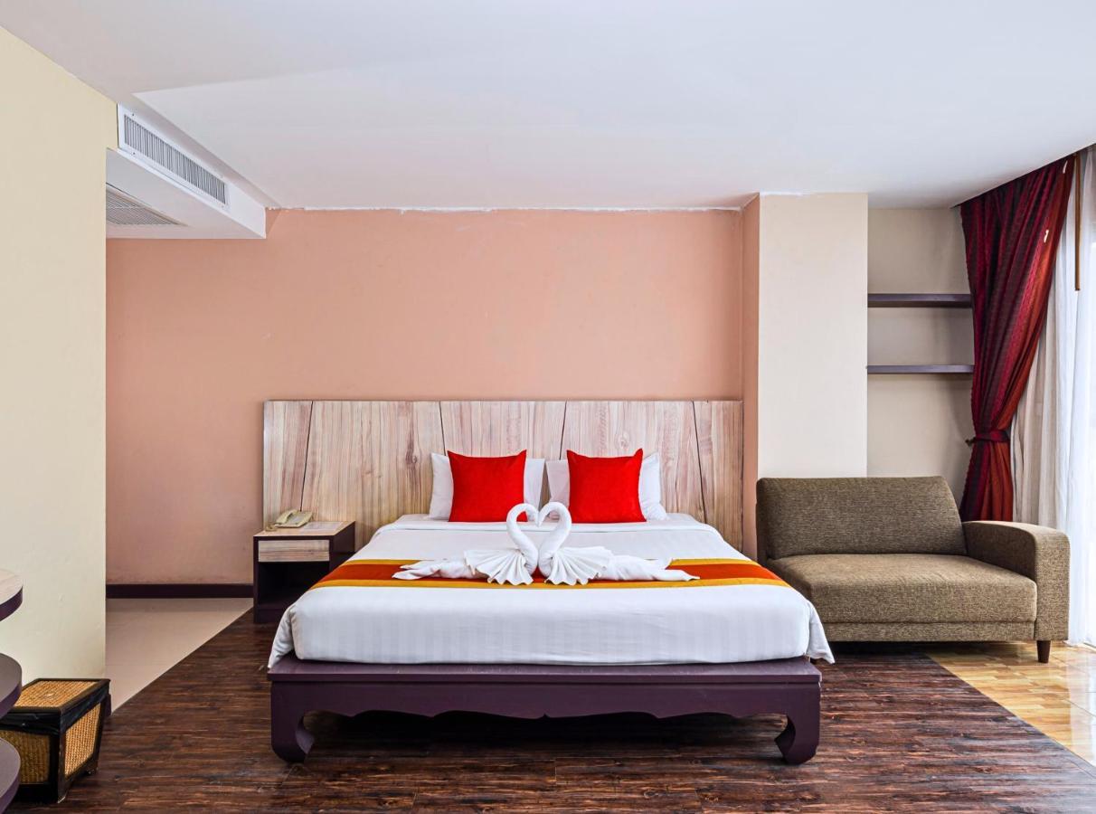 Malin Patong Hotel Eksteriør billede